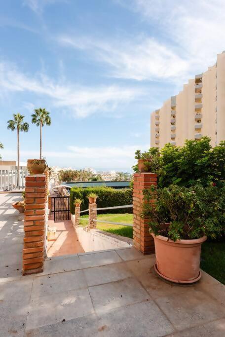 Appartamento Amplio Con Vistas Al Mar Y Piscina En Benalmádena Esterno foto