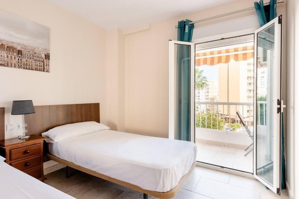 Appartamento Amplio Con Vistas Al Mar Y Piscina En Benalmádena Esterno foto