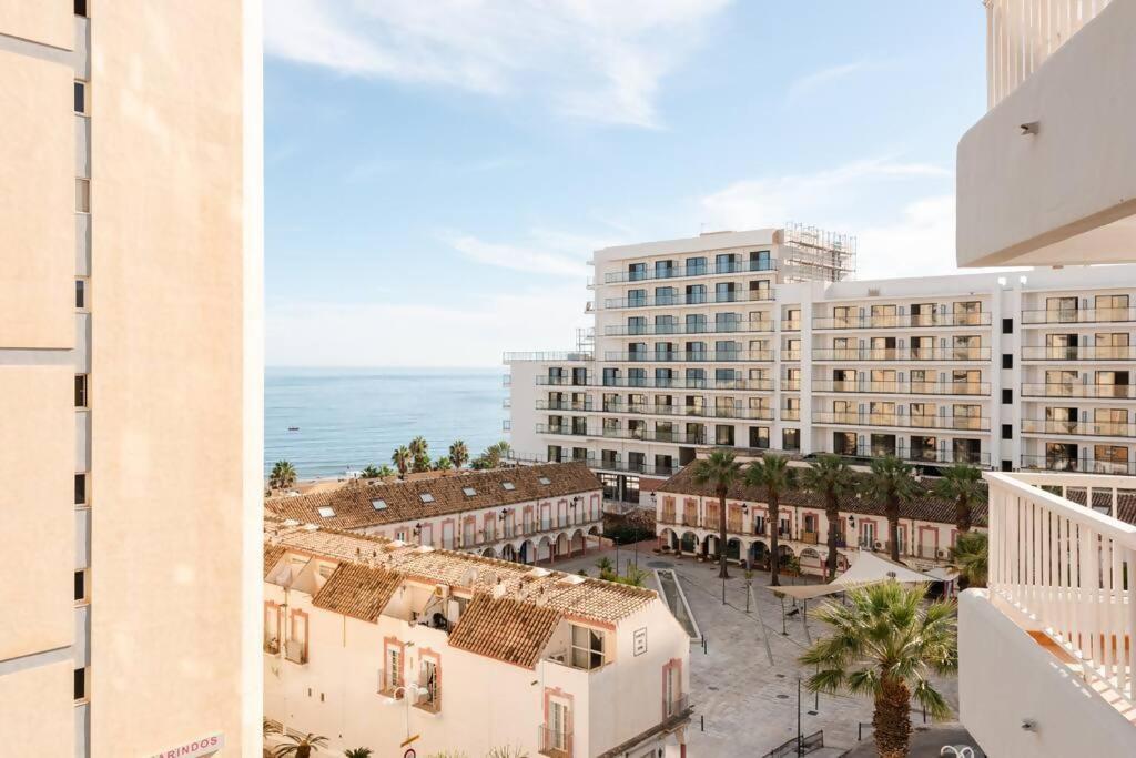 Appartamento Amplio Con Vistas Al Mar Y Piscina En Benalmádena Esterno foto