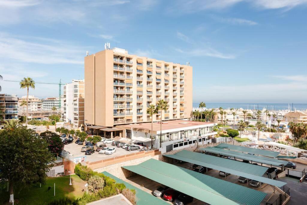 Appartamento Amplio Con Vistas Al Mar Y Piscina En Benalmádena Esterno foto